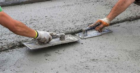 Metode de reparatii beton pentru suprafete ... - Alfa Beton                Metode de a repara betonul deteriorat. Metodele pentru a repara o suprafata de beton deteriorata sunt definite astfel: Reparatii minore – Sunt recomandate pentru deteriorari superficiale